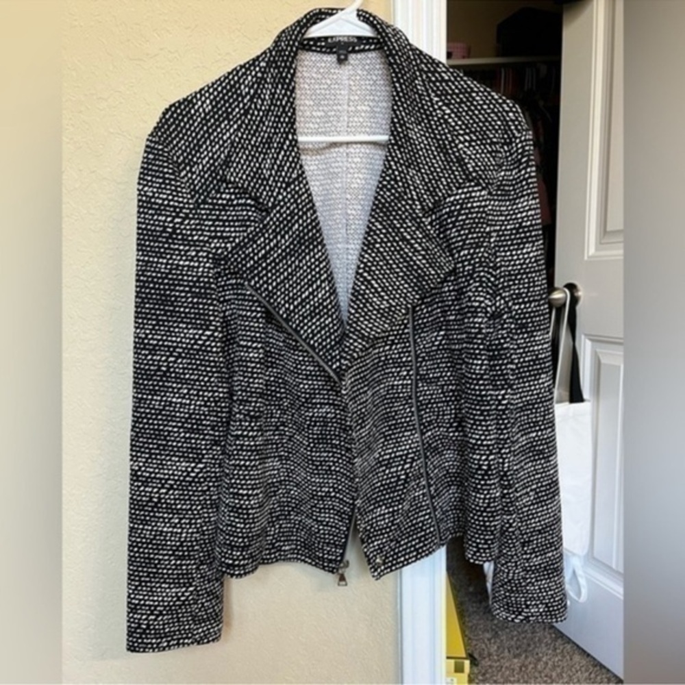 Express Zip Up